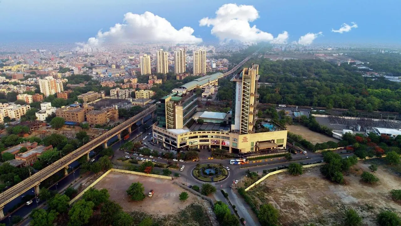 Crowne Plaza New Delhi Rohini By Ihg Hotel