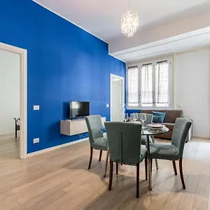 Station Renovated Apartment Milan