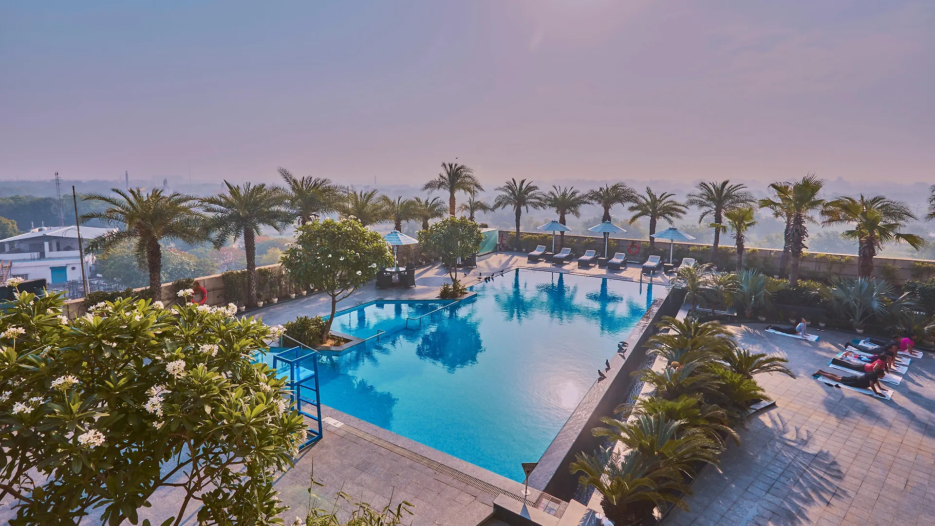 Отель Crowne Plaza New Delhi Rohini By Ihg 5*, Дели Индия