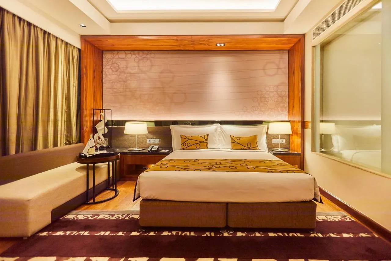 *****  Отель Crowne Plaza New Delhi Rohini By Ihg Индия