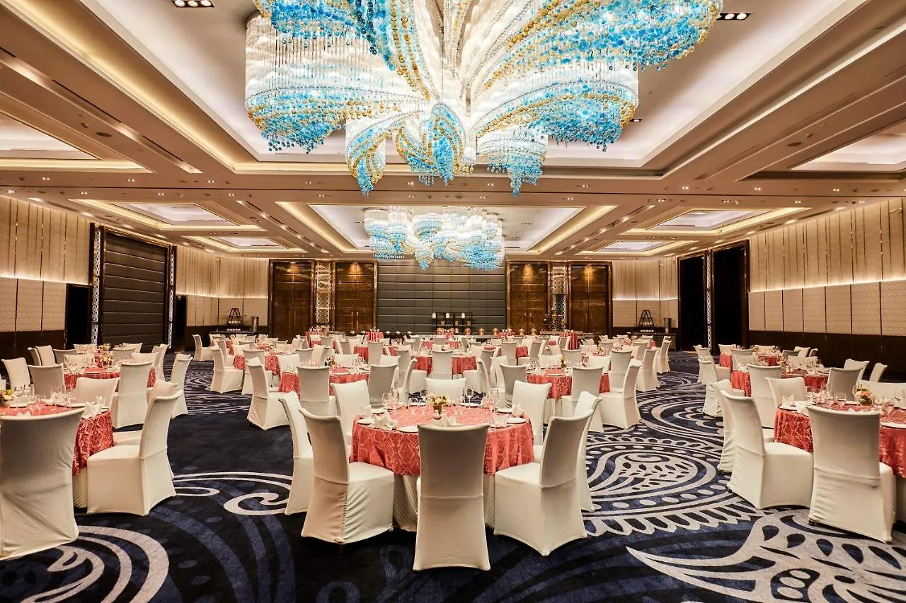 Отель Crowne Plaza New Delhi Rohini By Ihg Дели
