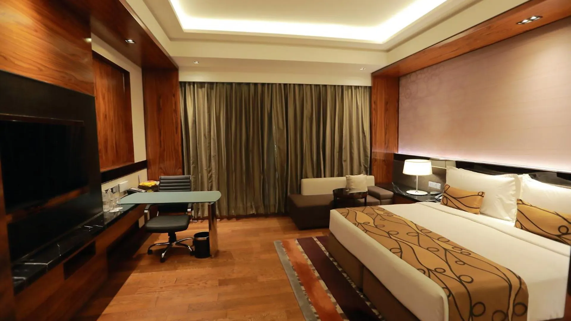 Crowne Plaza New Delhi Rohini By Ihg Hotel