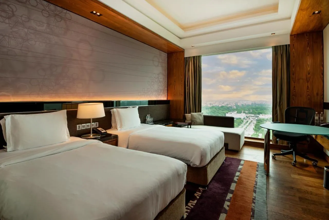 *****  Отель Crowne Plaza New Delhi Rohini By Ihg Индия
