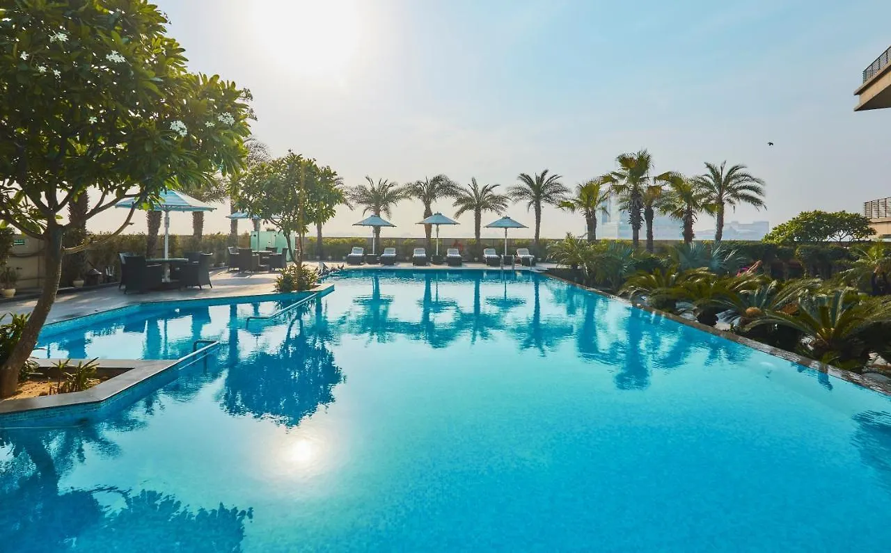 Отель Crowne Plaza New Delhi Rohini By Ihg  Дели