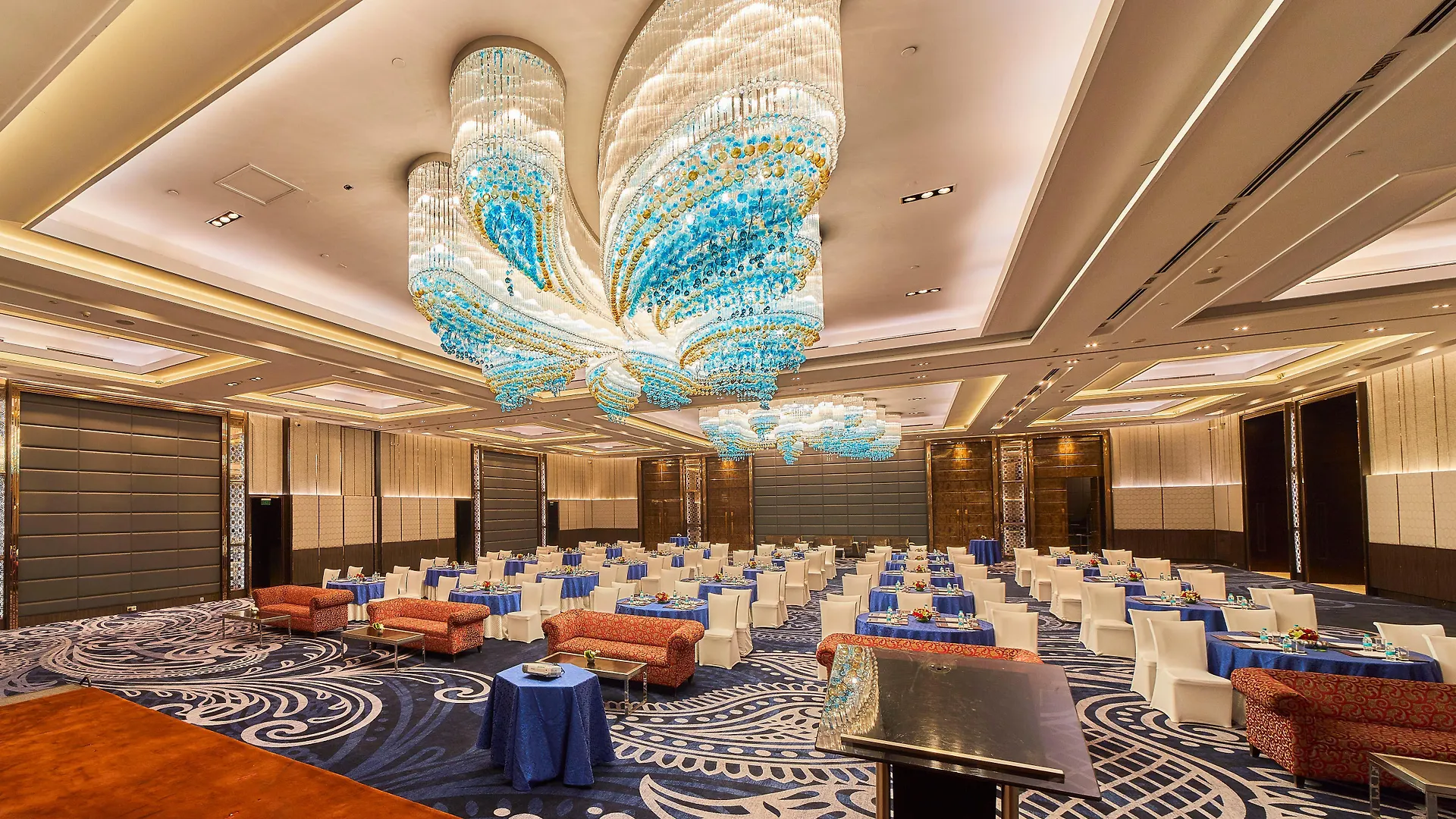 *****  Отель Crowne Plaza New Delhi Rohini By Ihg Индия